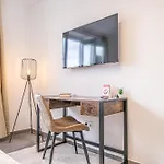 Elegant & Air Condition 5br - By The Danube River Apartamento