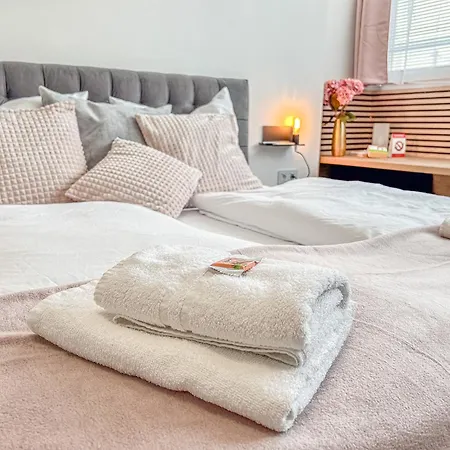 Appartement Elegant & Air Condition 5br - By The Danube River *