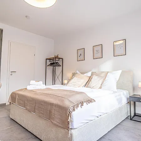 Appartement Elegant & Air Condition 5br - By The Danube River
