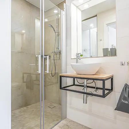 Elegant & Air Condition 5br - By The Danube River * Krems an der Donau