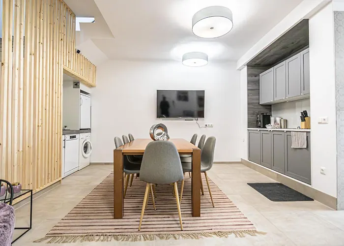 Elegant & Air Condition 5br - By The Danube River Krems an der Donau