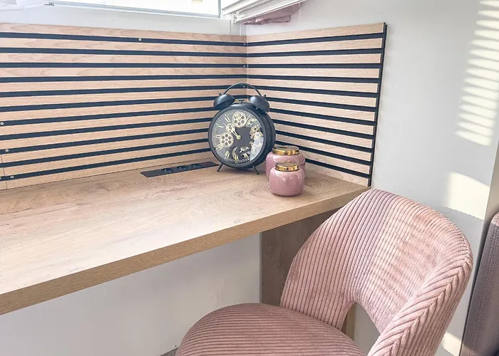 Appartamento Elegant & Air Condition 5br - By The Danube River *