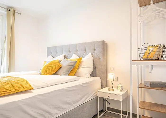 Apartment Elegant & Air Condition 5br - By The Danube River