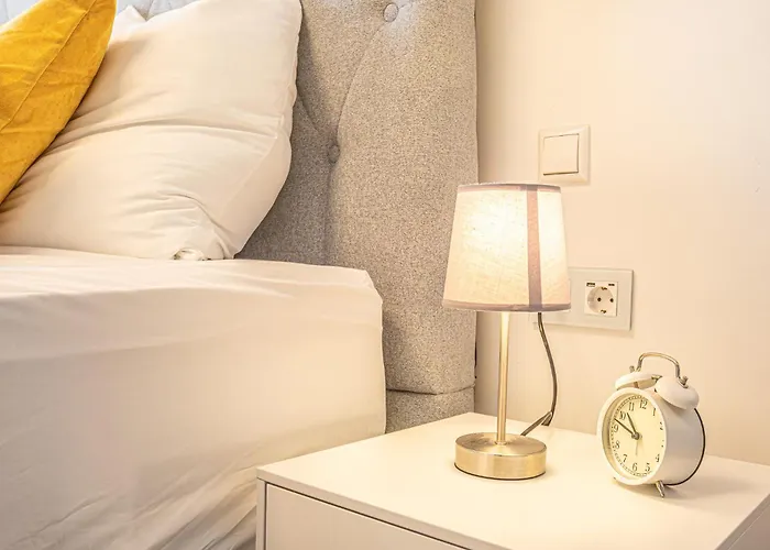 Elegant & Air Condition 5br - By The Danube River * Krems an der Donau