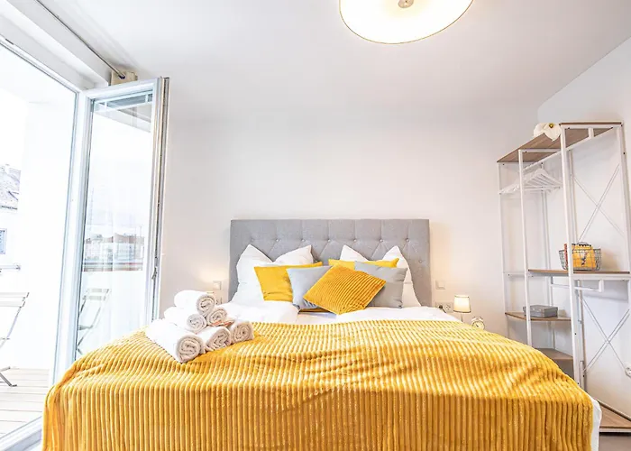 Appartamento Elegant & Air Condition 5br - By The Danube River *