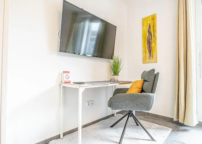 Elegant & Air Condition 5br - By The Danube River Appartamento Krems an der Donau