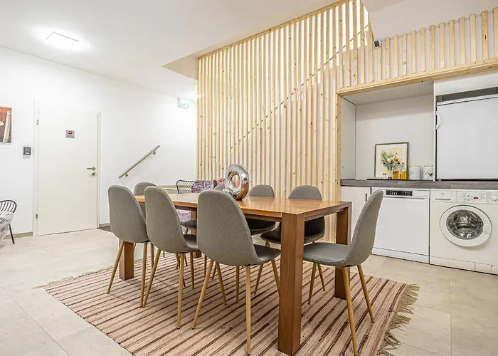 Apartment Elegant & Air Condition 5br - By The Danube River Krems an der Donau