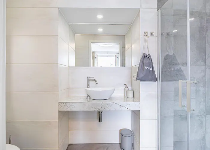 Apartment Elegant & Air Condition 5br - By The Danube River