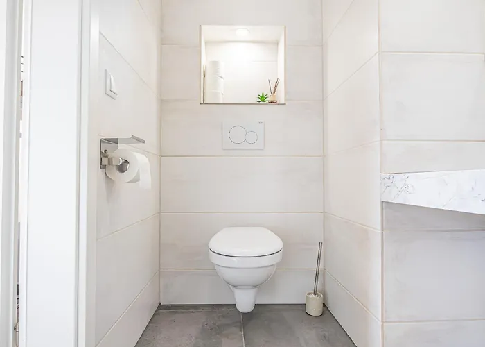 Elegant & Air Condition 5br - By The Danube River Krems an der Donau